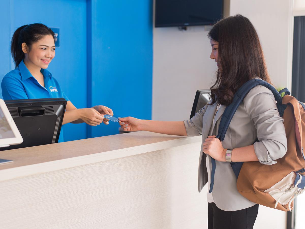 Hop Inn Lampang City Center Bagian luar foto